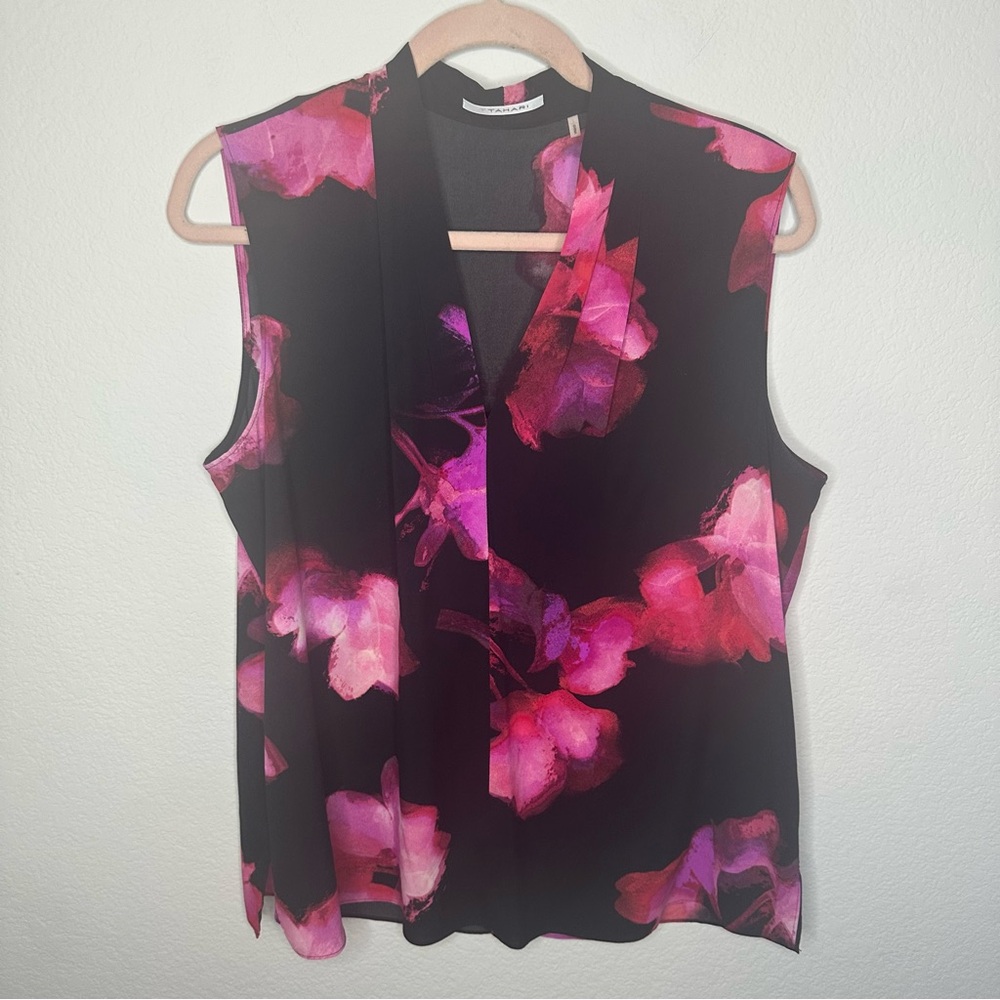 T Tahari Elegant Black and Pink Apparel